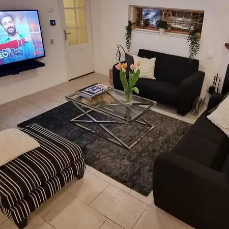 بيت للعطل House 21 Relax Ir Sauna Warmond